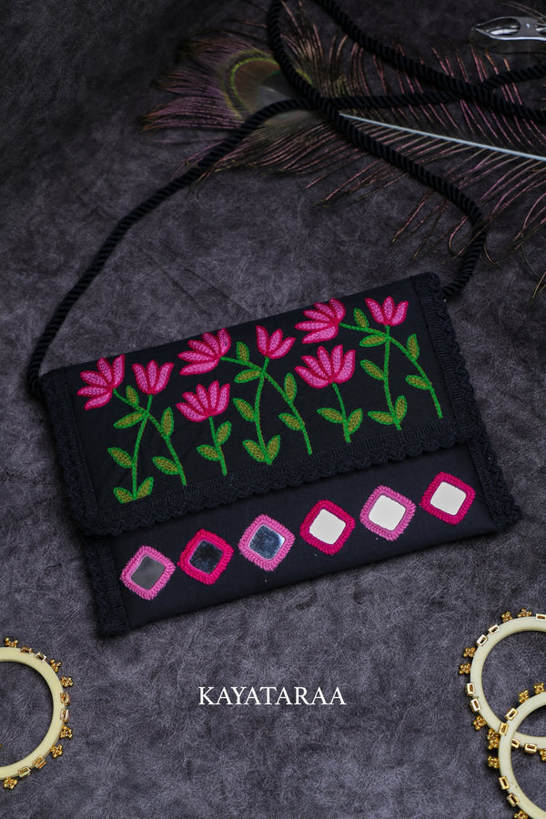 Black Lotus Mirror Sling